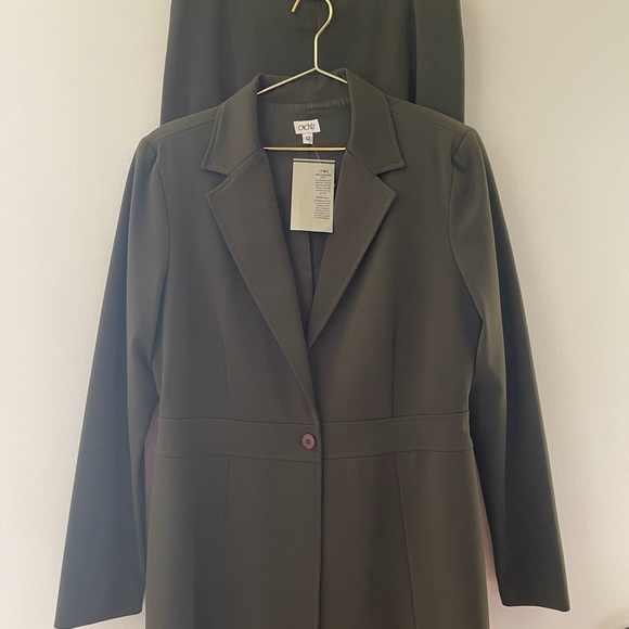 ✨ Cache Two Piece Green Women’s Suit - Picture 1 of 16